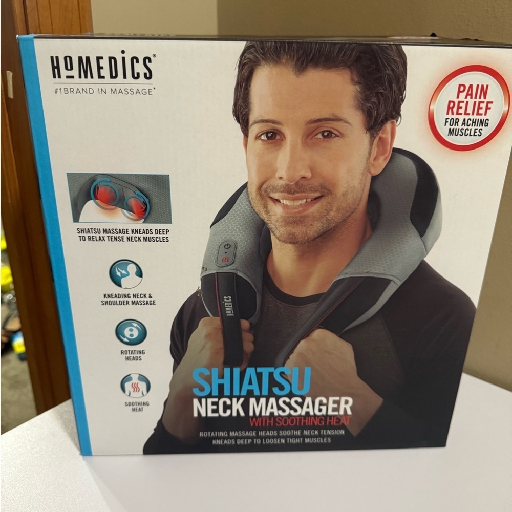 Homedics shiatsu heated neck massager. New in box